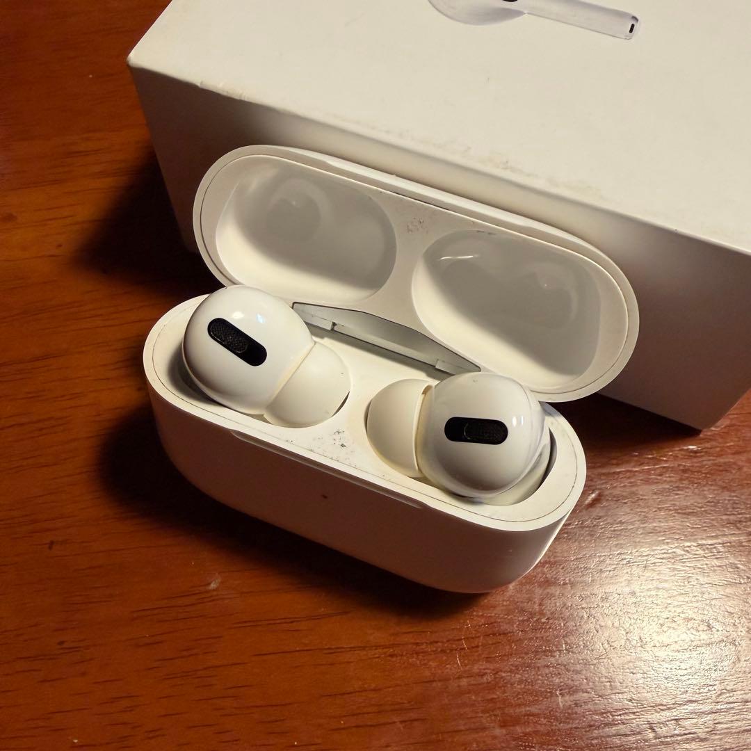 【純正】AirPods Pro 2本体 充電ケース付き
