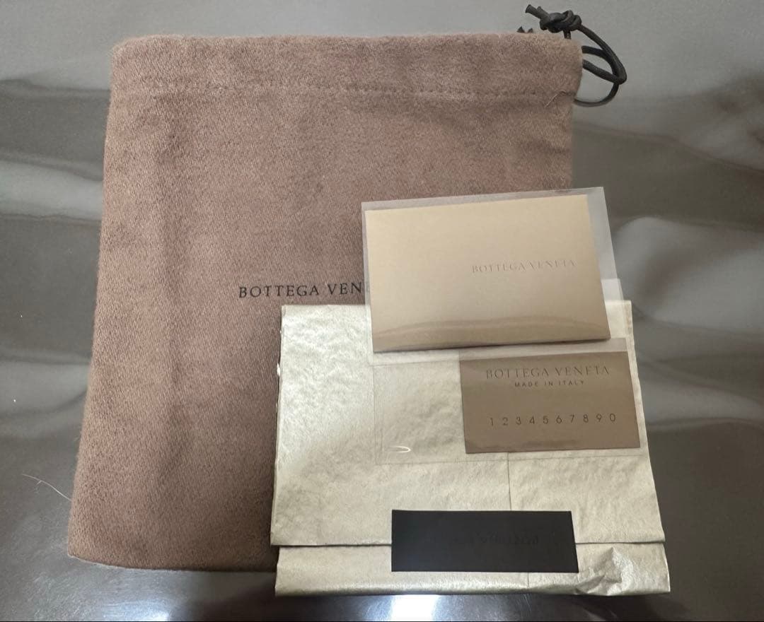 【付属品付】ボッテガヴェネタ イントレチャートケース/ラム/黒1️⃣✨✨