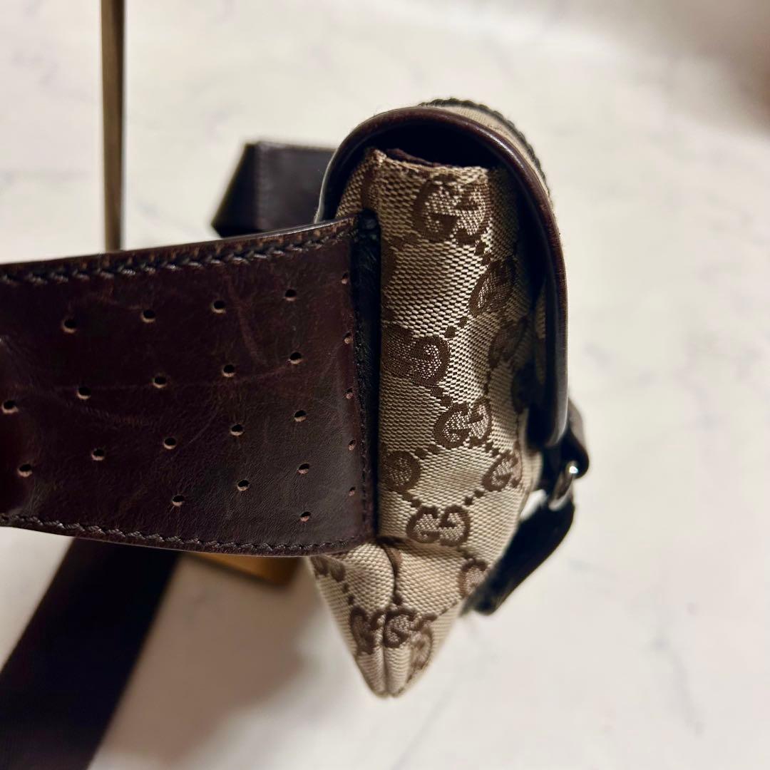 美品✨ GUCCI ボディバッグ 斜め掛け ショルダー GGキャンバス ブラウン