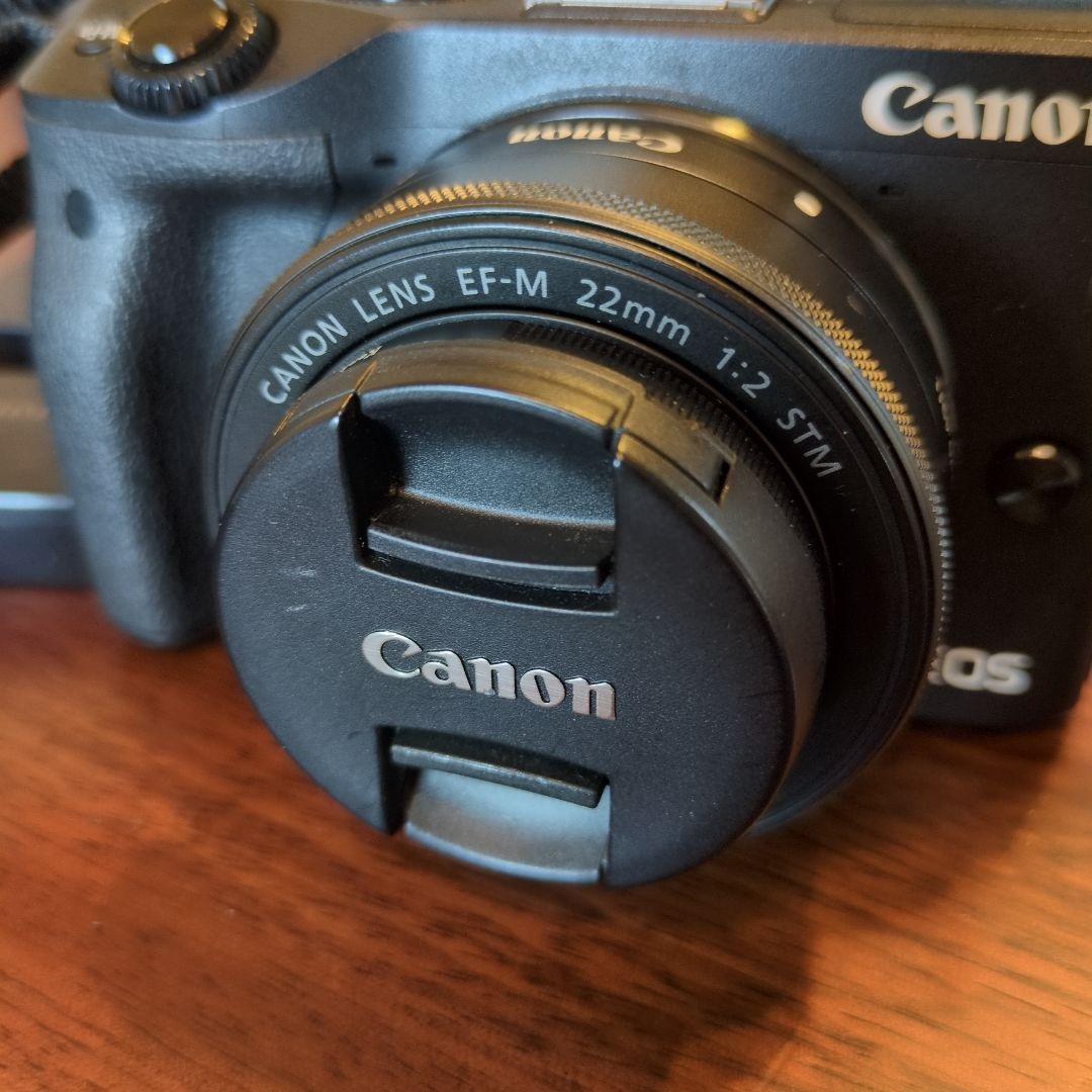 Canon EOS M3 ダブルズーム EVFキット +22mm単焦点レンズ