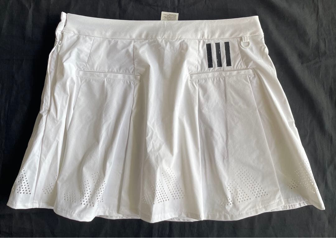 新品タグ付⛳️定価28050円アディダスゴルフ　長袖シャツ＆スカートセット　XL