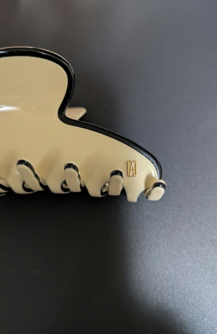 新品未使用　アレクサンドル　ドゥ　パリ　ベージュ クリップ