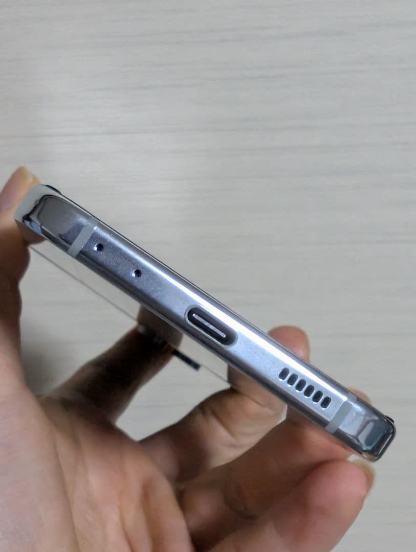 Samsung Galaxy Z Flip5 8/256GB日本版 SIMフリー