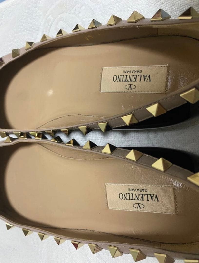 VALENTINO スタッズフラットシューズ　バレリーナシューズ　ヴァレンティノ