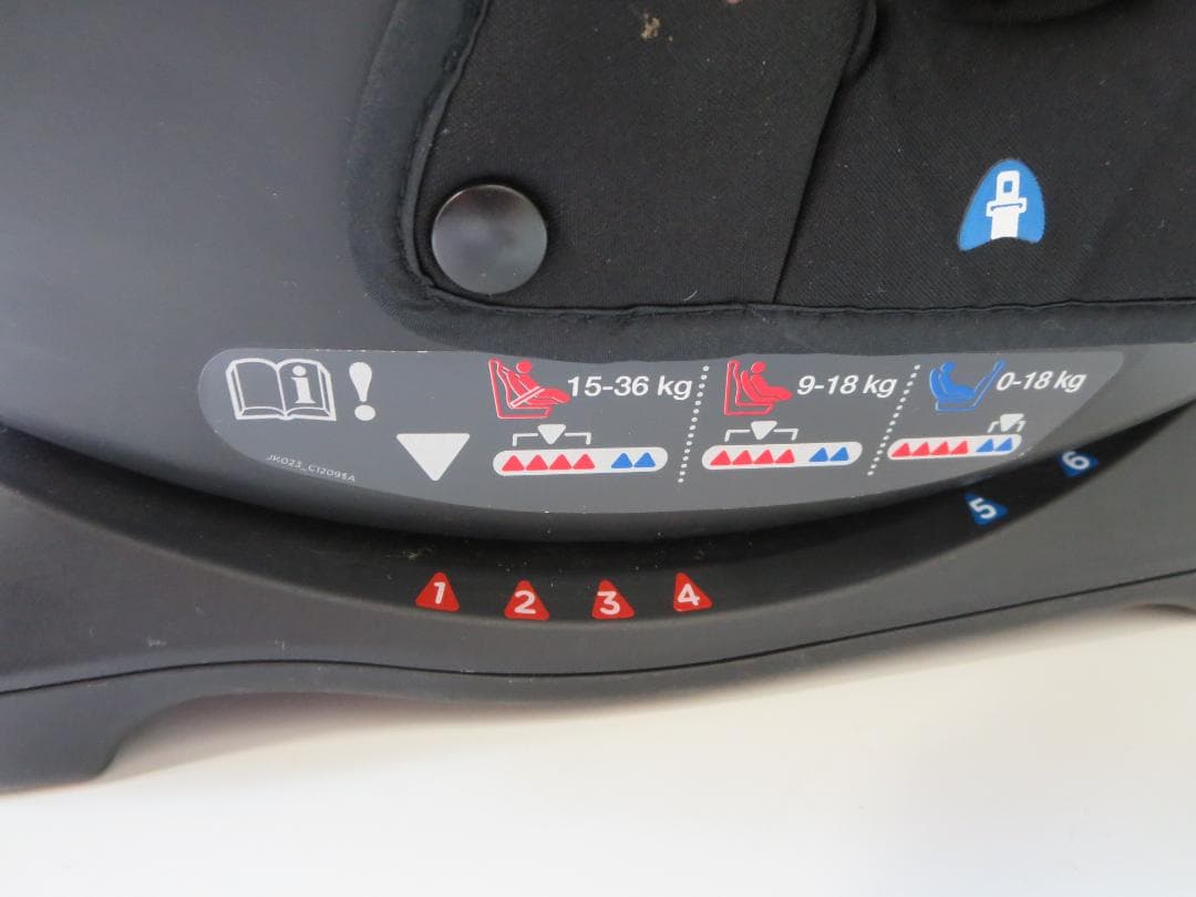 ジョイーJoie　エブリステージ　チャイルドシート　シートベルト固定