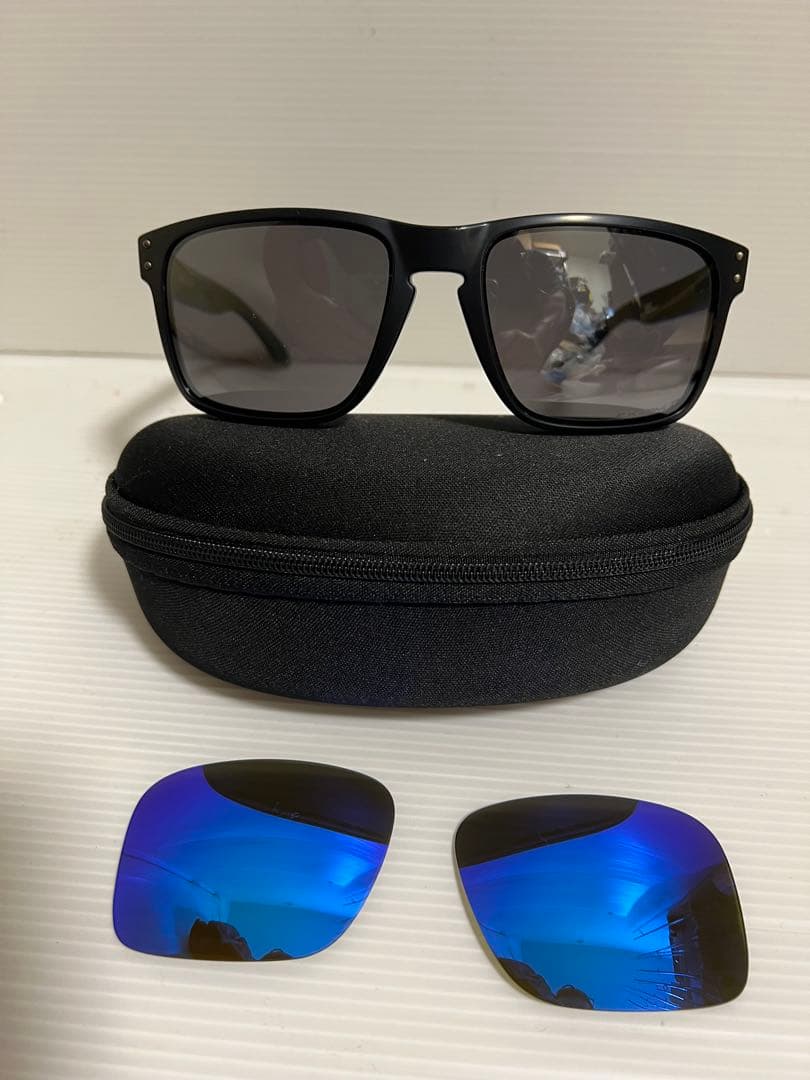 オークリーHOLBROOK XL oo9417-0559 +新品偏光