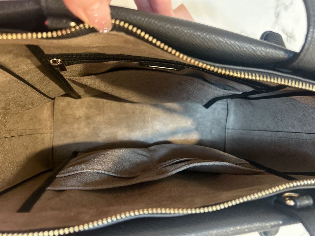 DIANA 黒 ビジネスバッグ　トートバッグ