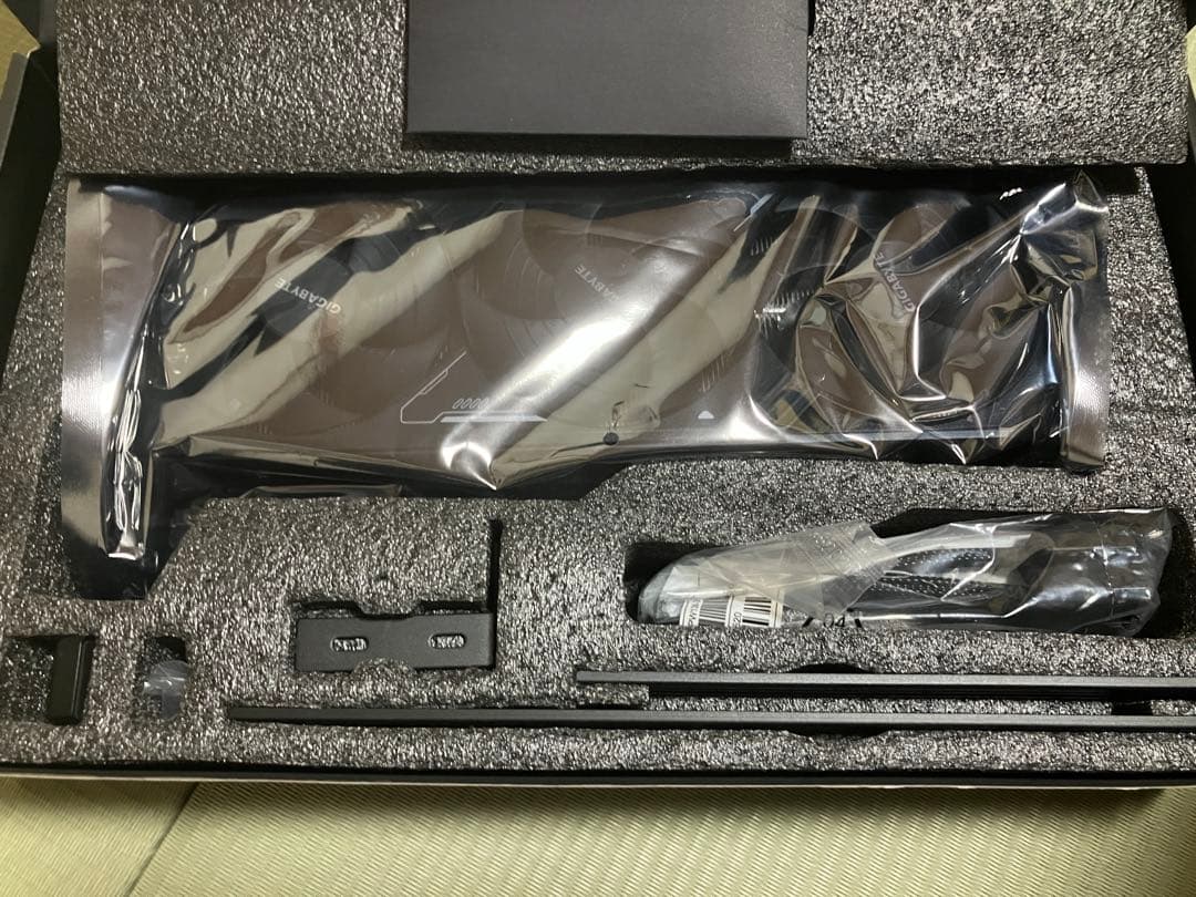 【新品・未使用、国内正規品】GIGABYTE RTX5080 WindForce