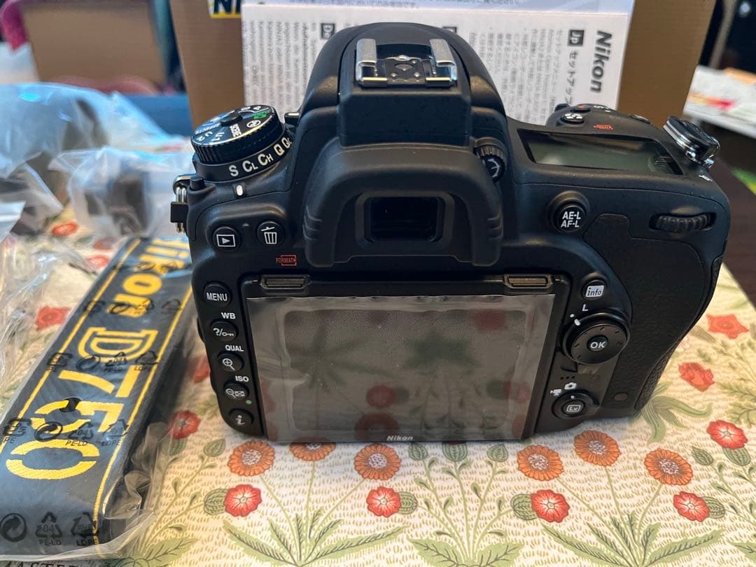 新品:Nikon D750 デジタル一眼レフカメラ 本体
