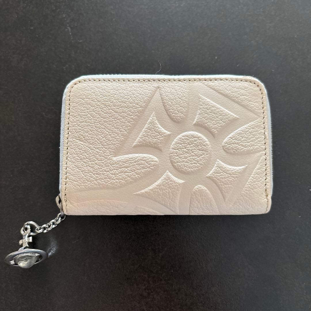 ヴィヴィアン・ウエストウッド財布