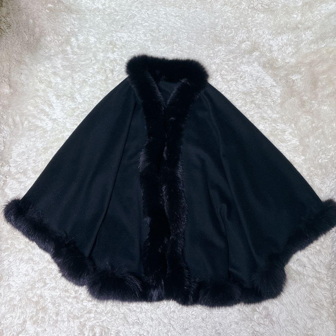 ジャケット・アウター Cashmere Brend Blue Fox fur Poncho Cape