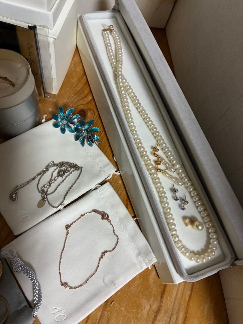 私とおばぁちゃんのアクセサリーまとめ売り