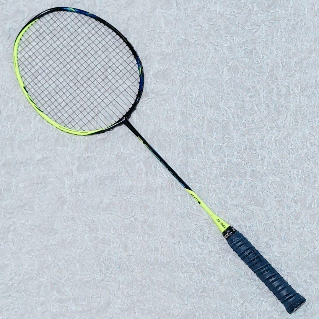 YONEX ASTROX 77 4UG5 シャインイエロー かなりの美品