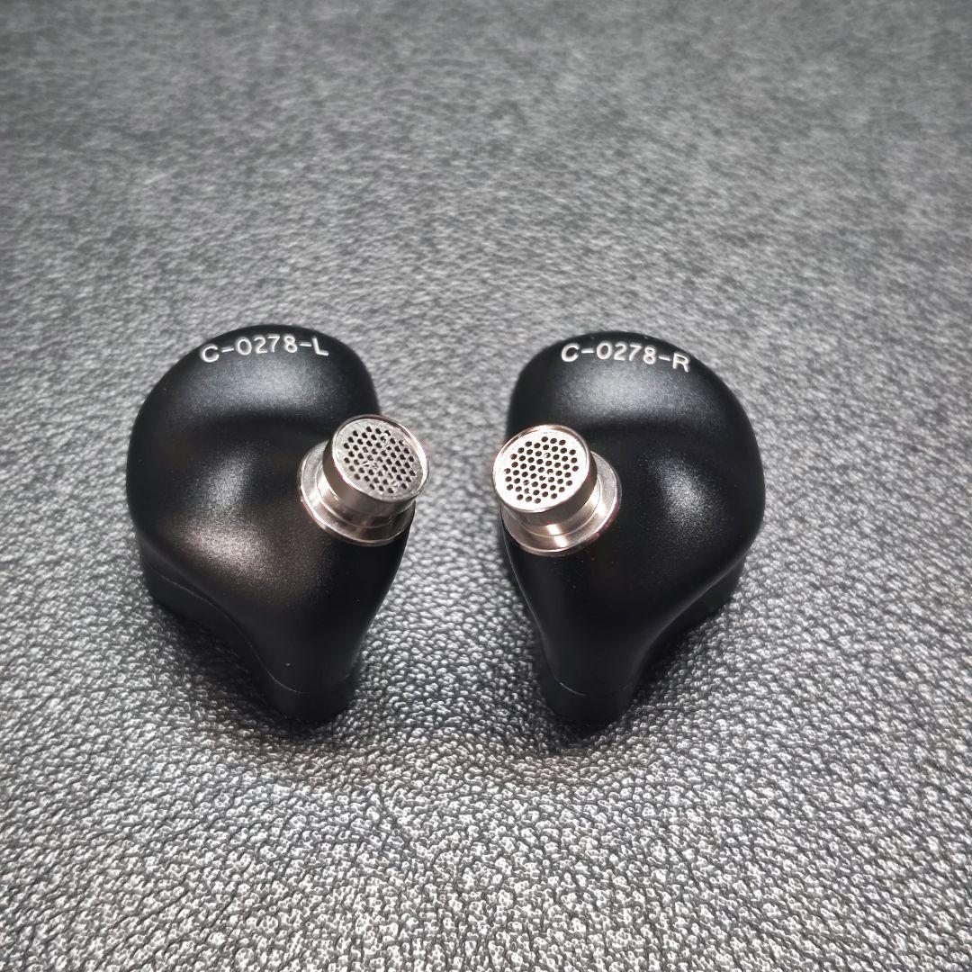 【試聴のみ】THIEAUDIO HYPE 4 MKII　有線イヤホン　おまけ付き