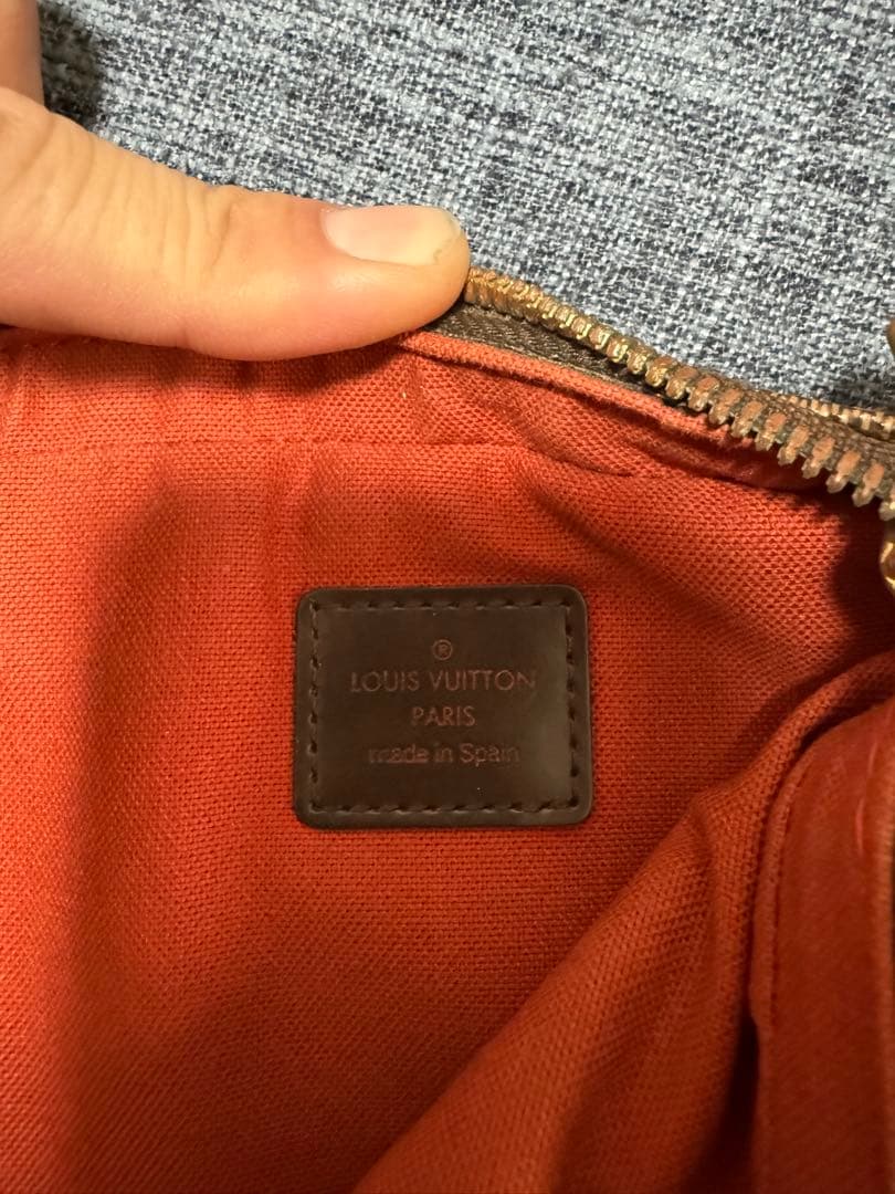 ルイ・ヴィトン　ボディーバッグ　ダミエ