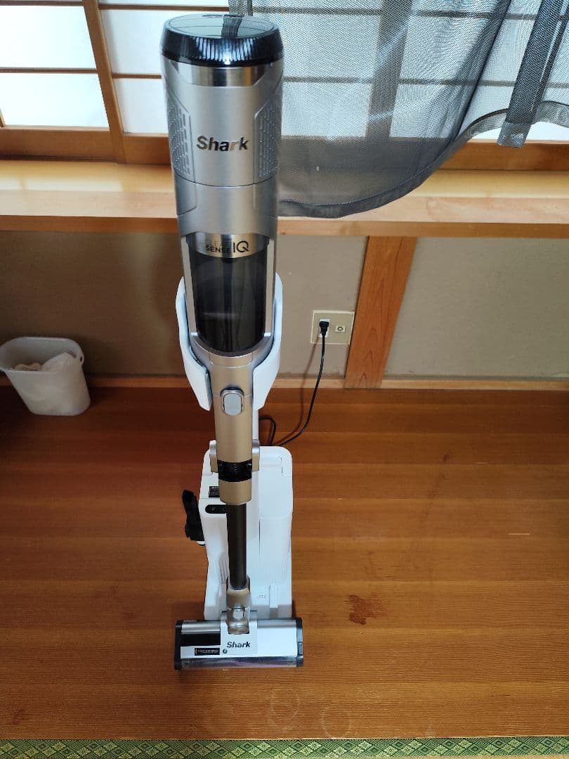 Shark Clean Sense iQ IW3241JSL シャーク シルバー