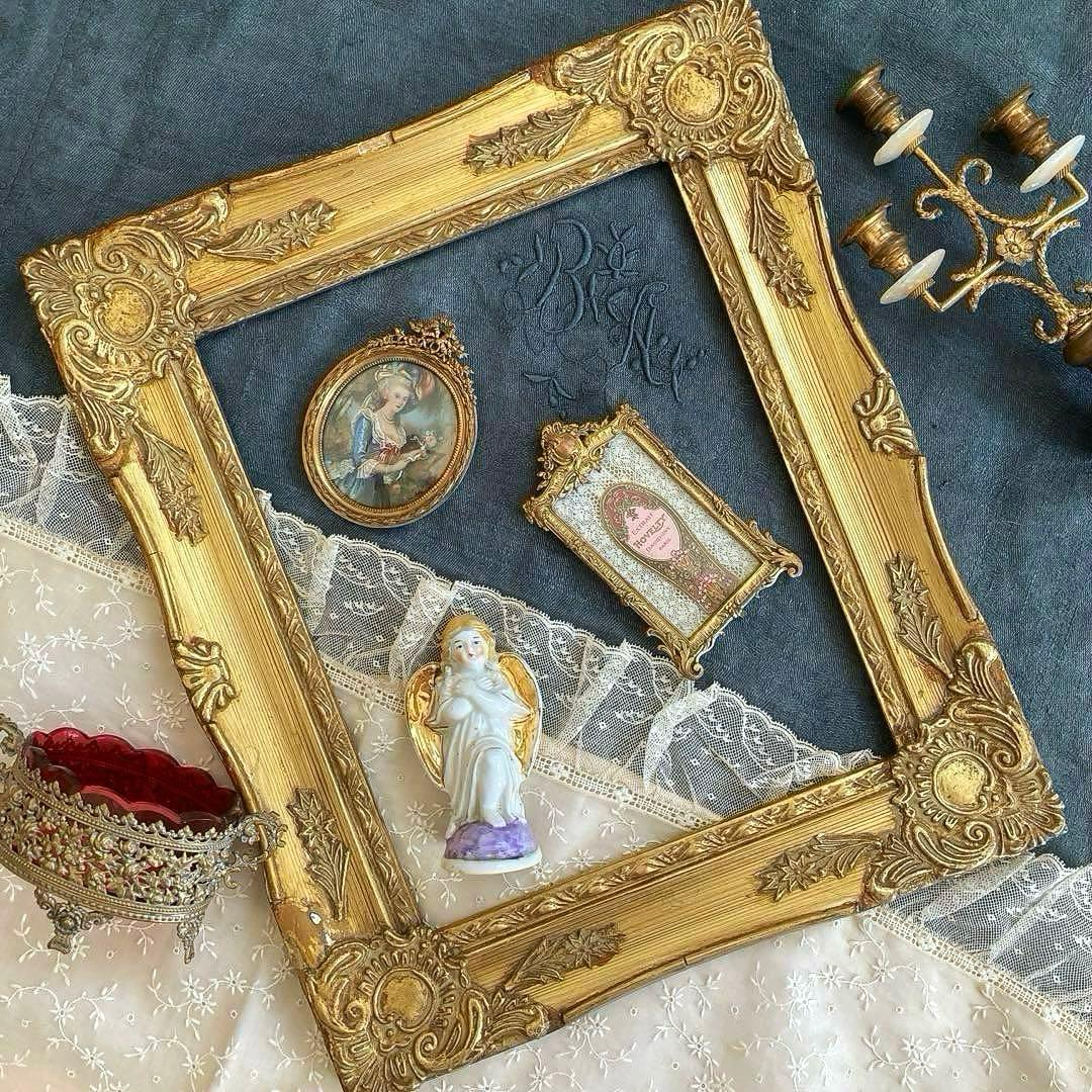 ♪フランスアンティーク 装飾模様が素敵なフレーム 額