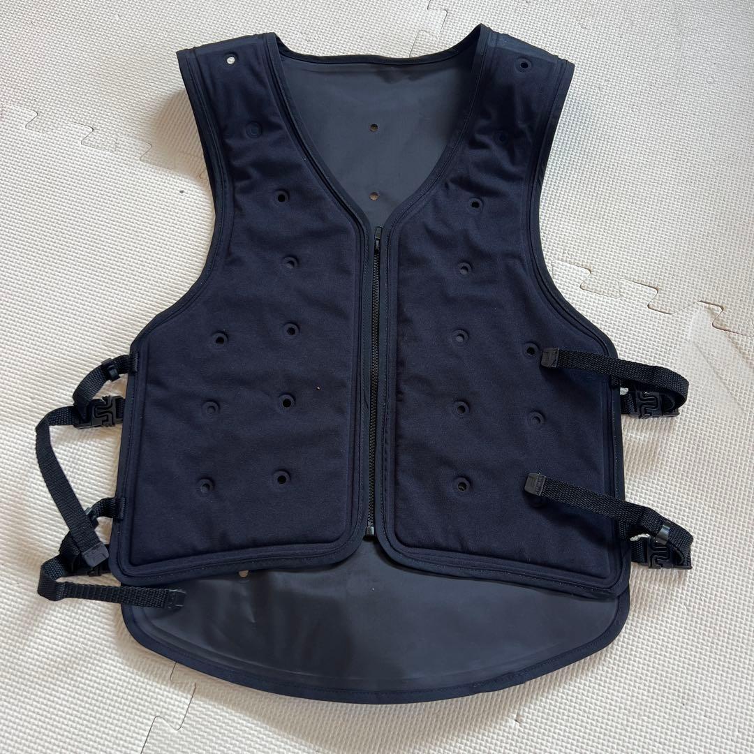 気化冷却ベスト