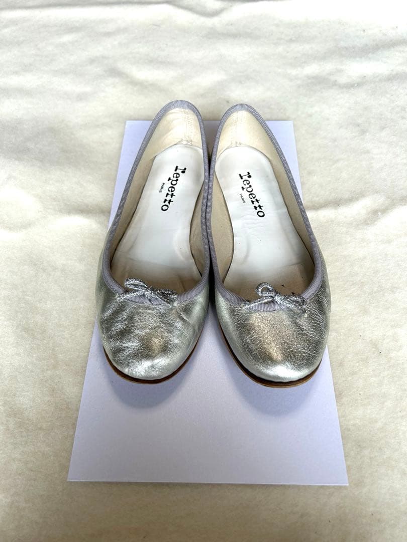 Lepetto シルバー フラットシューズ