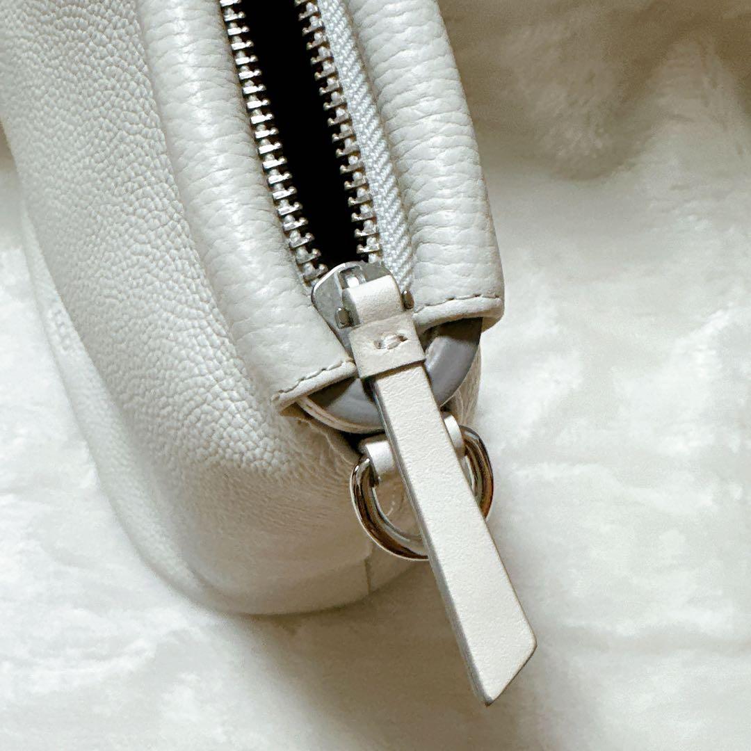 美品 eccoホワイトレザー ハンドバッグ ダブルハンドル