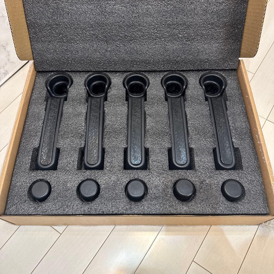 美品☆jkラングラー ドアハンドル純正　一台分セット☆