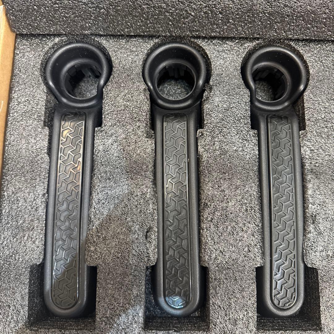 美品☆jkラングラー ドアハンドル純正　一台分セット☆