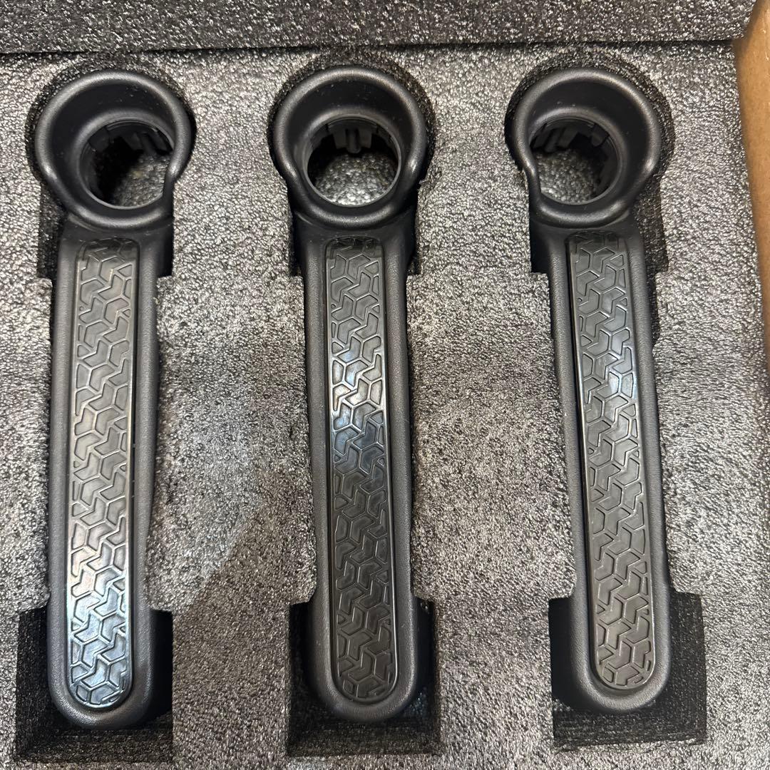 美品☆jkラングラー ドアハンドル純正　一台分セット☆