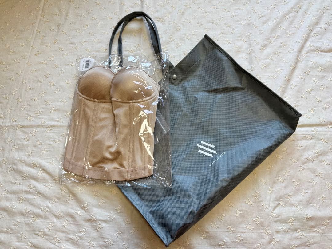 ブライダルインナーWHITE LINGERIE C70タカミブライダルmaru様