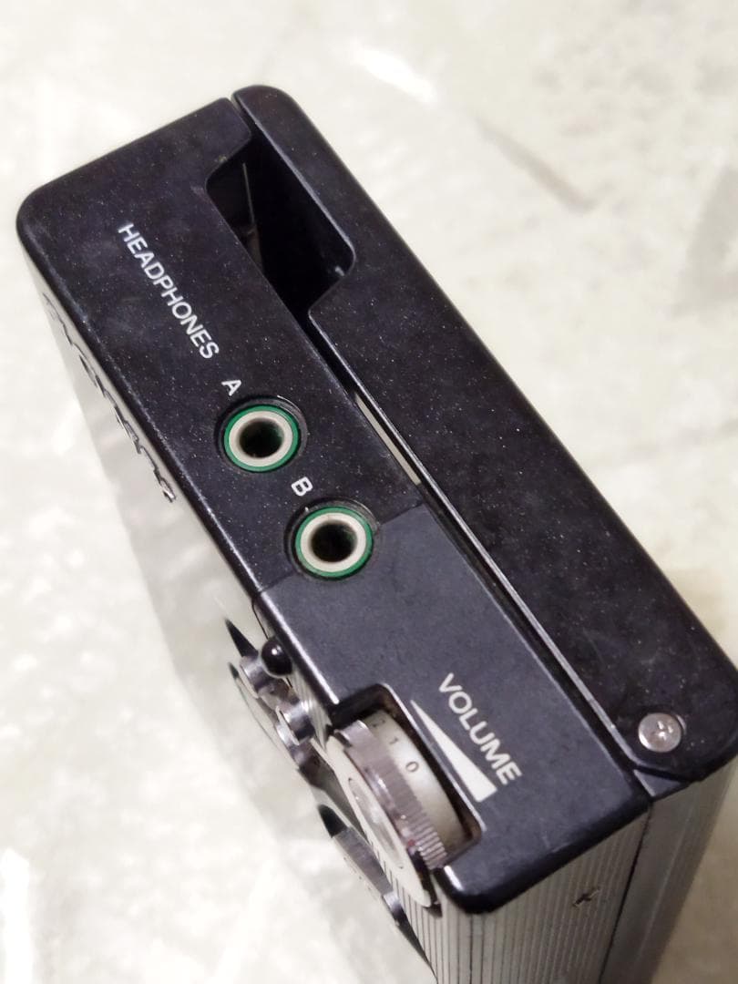 SONY WALKMAN WM-2 カセットウォークマン　不動　ジャンク