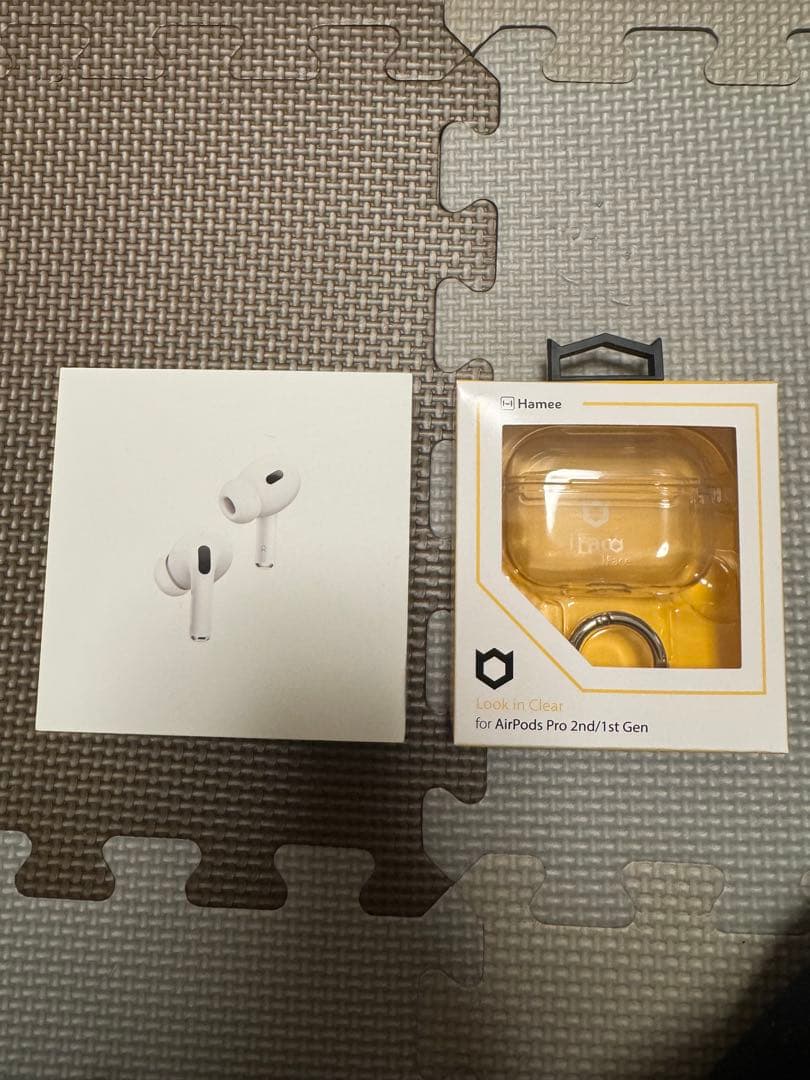AirPods Pro 第2世代　TYPE C充電ケーブル未使用　ケース付き