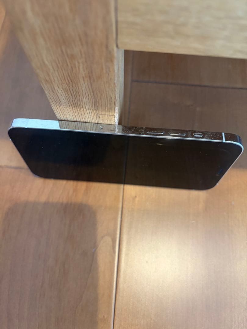 美品 SIMフリー Apple iPhone12Pro