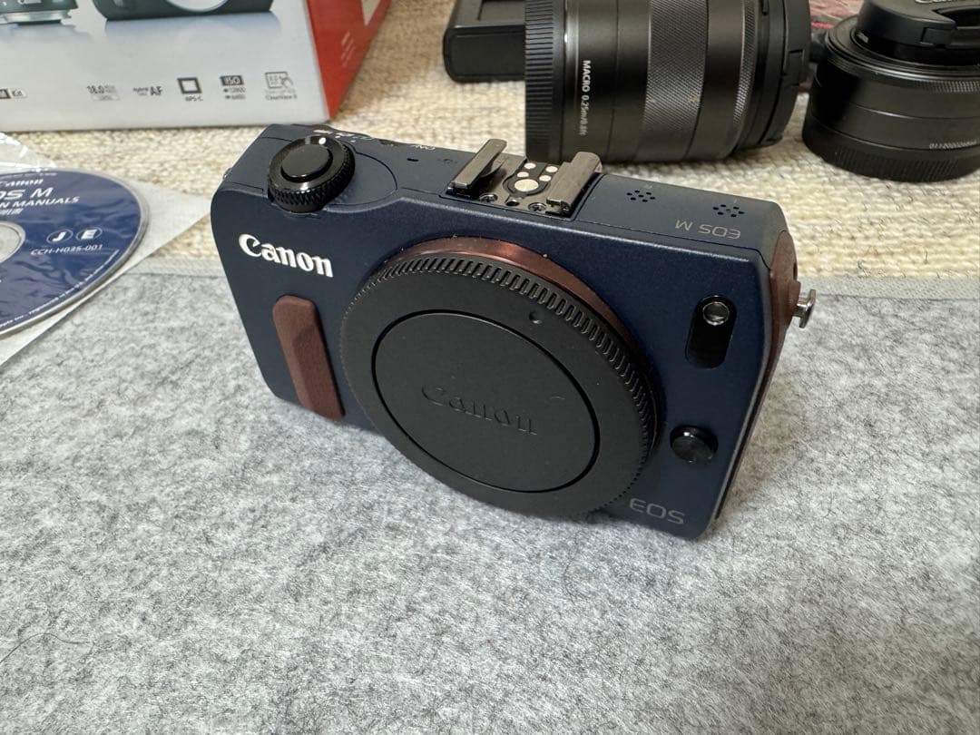 Canon EOSM ダブルレンズセット&望遠おまけ