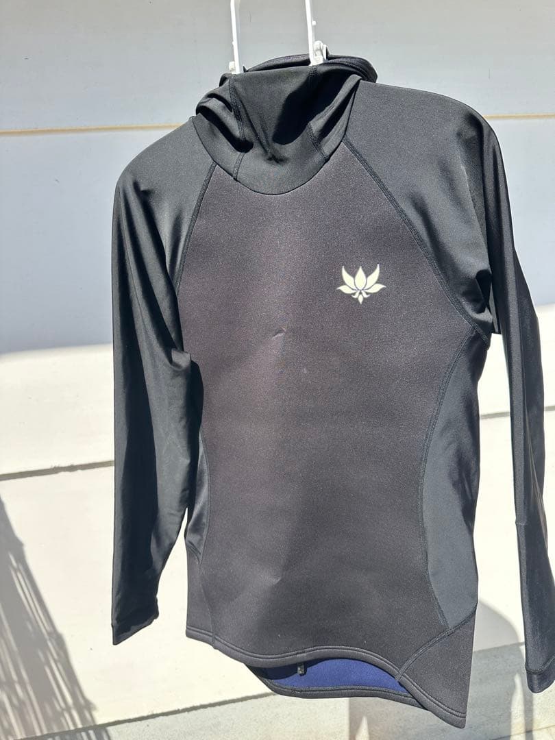 Axxe Classic 1.5mm フード付きタッパー