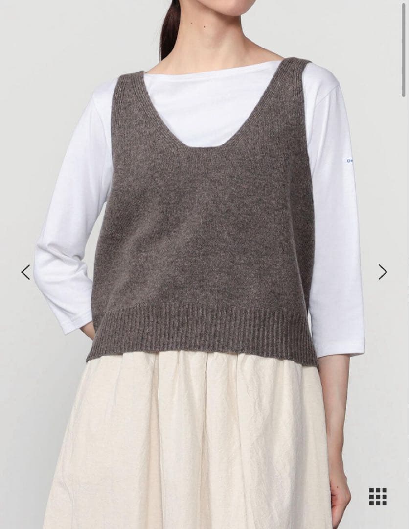 【今期発売中⭐︎新品】LE GLAZIK Vネックニットベスト　Bshop