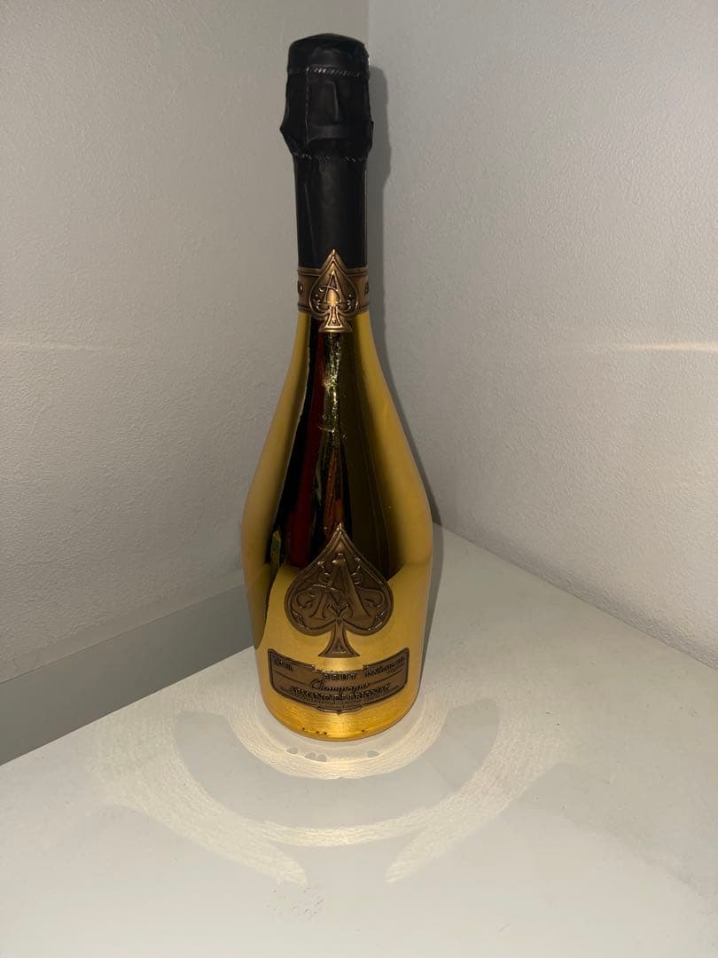 あ*ん様 Armand de Brignac ゴールドシャンパン 750ml