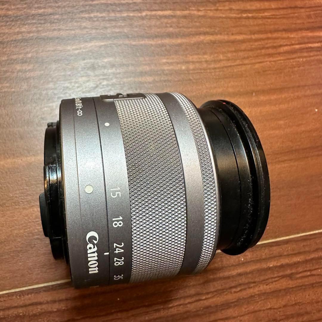 Canon EOS Kiss M 標準レンズキット 一眼レフカメ 0311