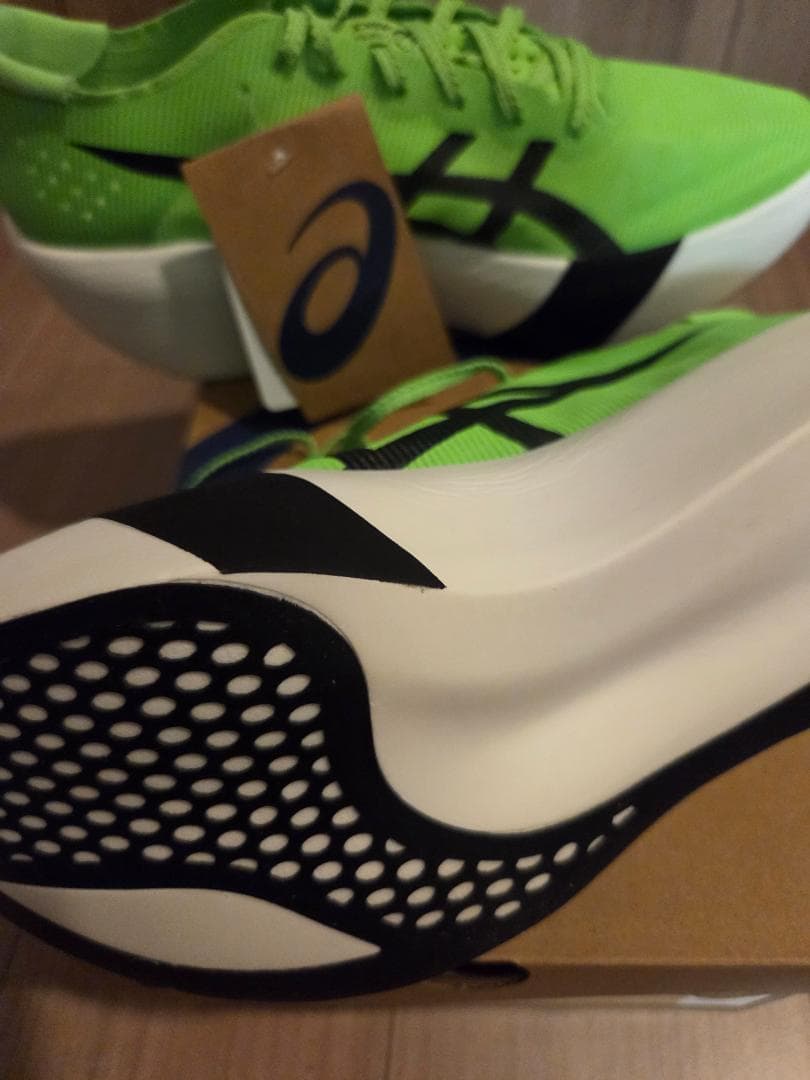 【未使用】アシックス　メタスピードレイ　27.0