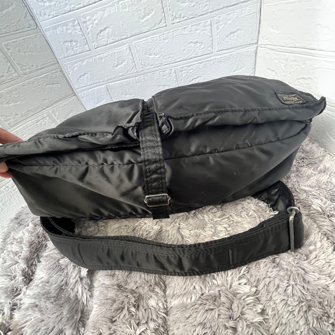 大容量　ポーター　タンカー　初期型　かぶせタイプ　ショルダーバッグ　黒