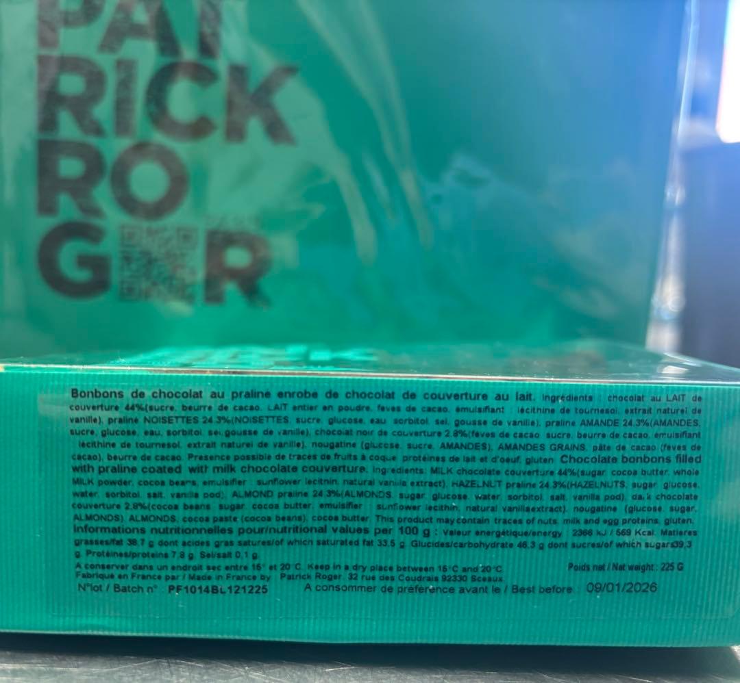パトリックロジェ　ロシェ　２０個入り　チョコレート