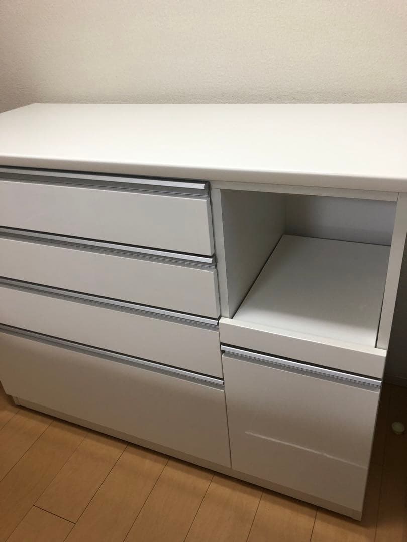 【送料込み】ニトリ　キッチンカウンター　食器棚