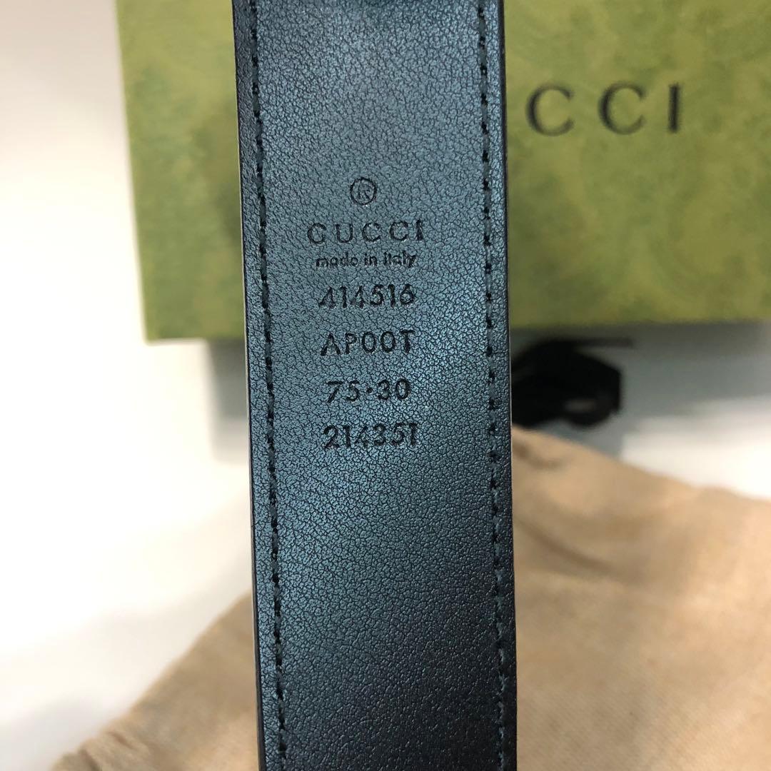 GUCCI ブラックレザーベルト GGロゴ ダブルGスリムベルト