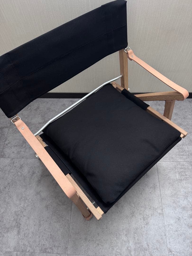 wanderout × yool yo chair black