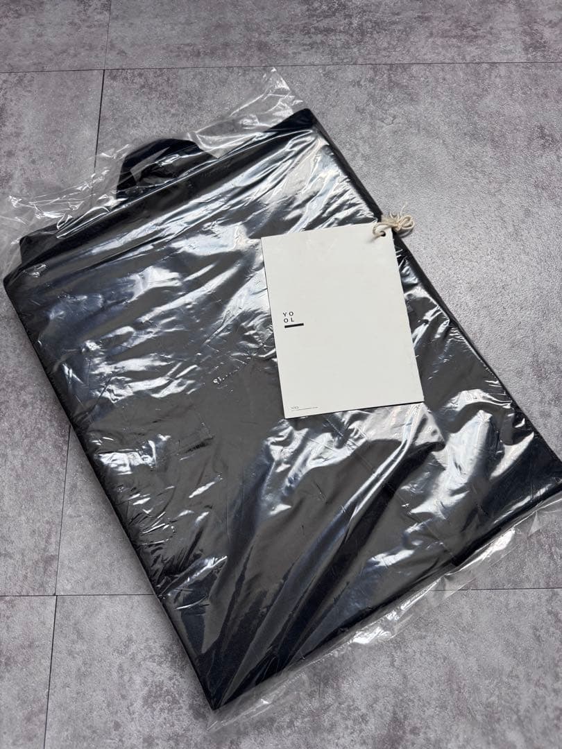 wanderout × yool yo chair black