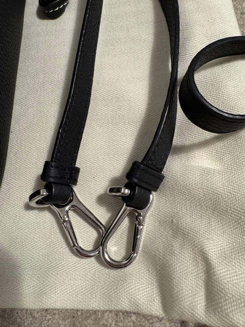 LOEWE ロエベ ミッシー スモール クラッチ ショルダーバッグ ブラック