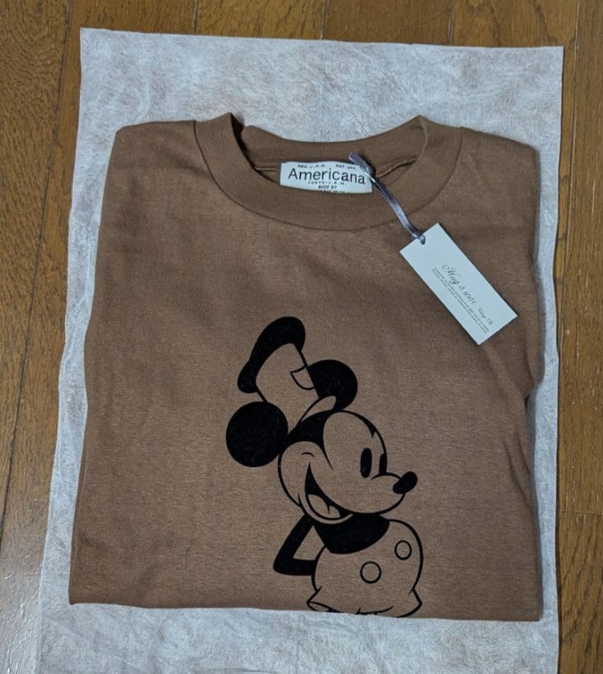 ハグオーワー×アメリカーナ　ミッキーマウス　フレンチスリーブT-sh ブラウン