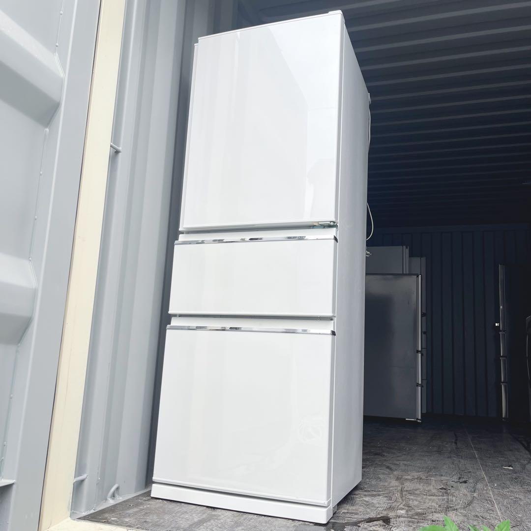 141取付無料！三菱自動製氷機搭載！高性能おしゃれホワイト3ドア冷蔵庫！洗濯機