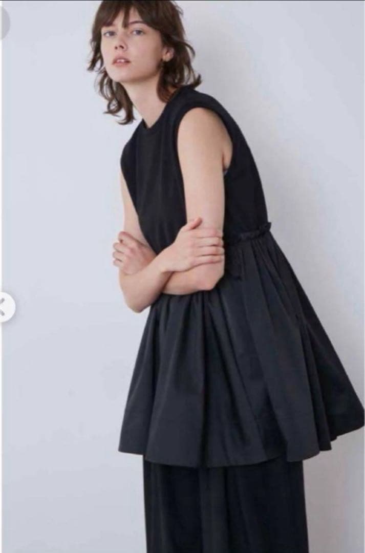 美品✨LE PHIL リモンタナイロンツイルティアードワンピース ブラック F