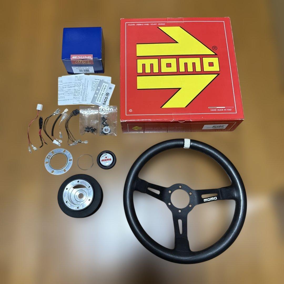 MOMO Full Speed 328φ + ボス 540S + ホーンリング