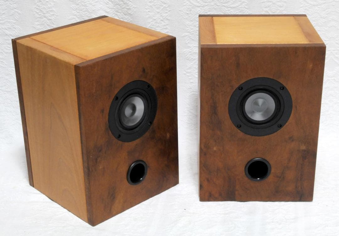 ◆ハンドメイドスピーカー ★無垢一枚板エンクロージャー製作品