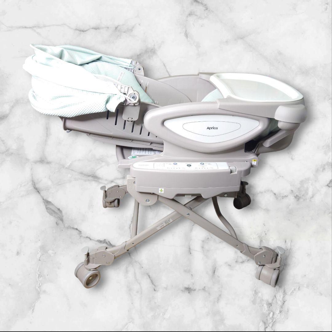 【極美品】アップリカ 電動 ユラリズム オート プレミアム